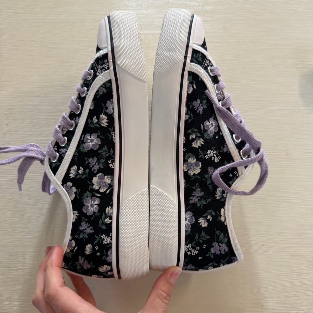 Hey Girl by Corkys Sneaker Canvas Floral Shoes - Picture 4 of 9